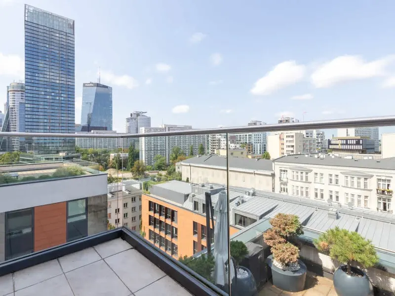 Elegant Apartment in the City Center | Panoramic View | Parking – photo 2