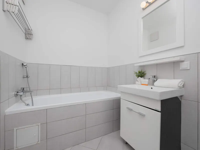 Bagno 2 | Spacious Apartment | Desk – photo 5