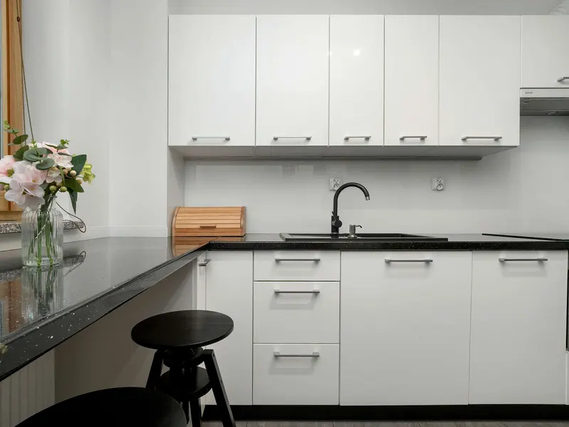 Elegancki Apartament z Balkonem | Parking w Garażu – zdjęcie 3