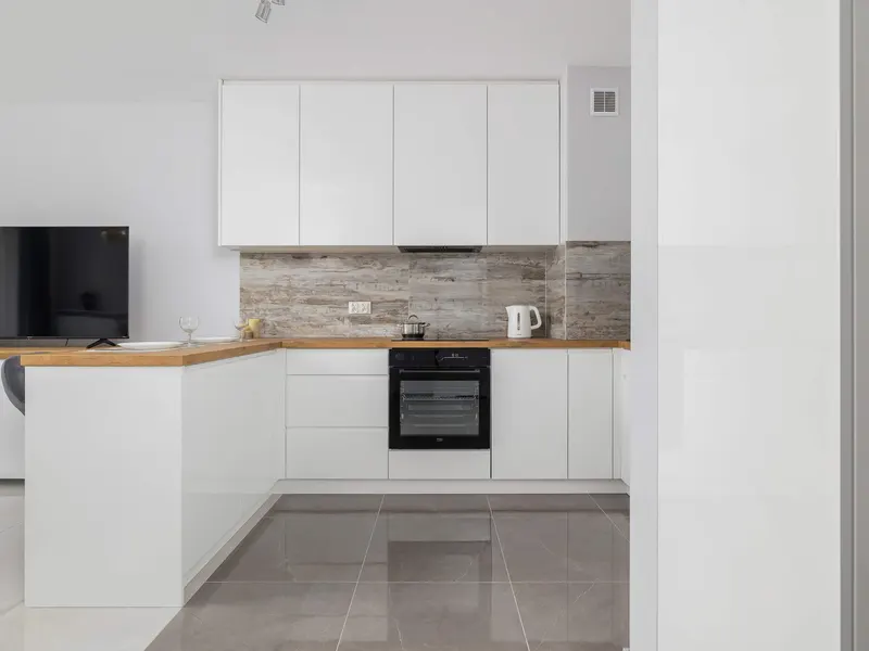 Modernes Apartment für 4 Personen | Balkon – Foto 3