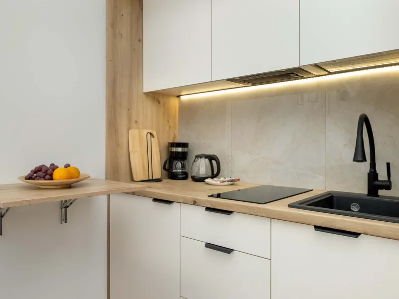 Klimatisiertes Studio mit Balkon | 500 m zum Strand – Foto 3