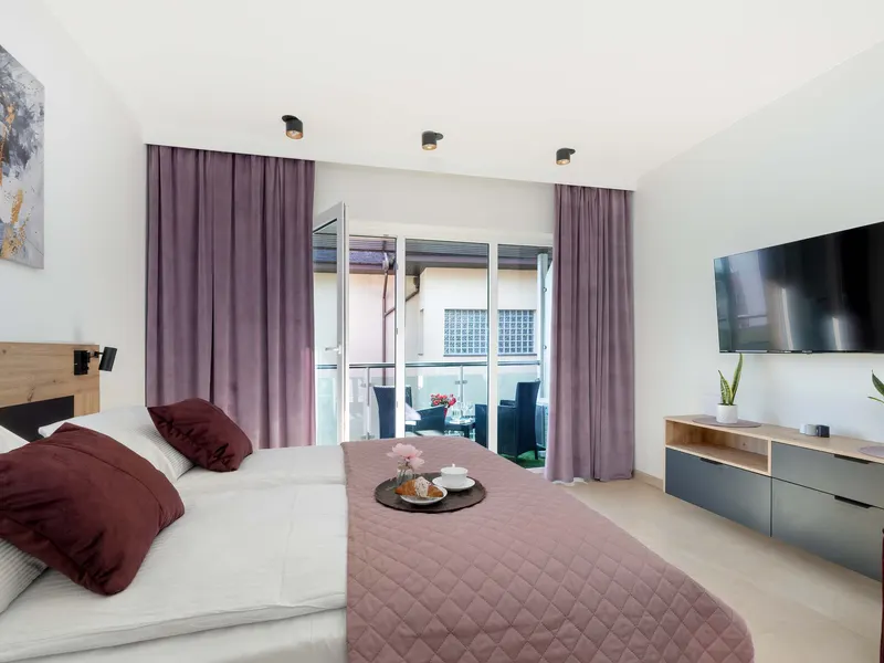 Klimatisiertes Studio mit Balkon | 500 m zum Strand – Foto 1