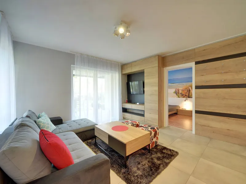 Gemütliches Apartment mit Terrasse | 290 m zum Strand – Foto 2