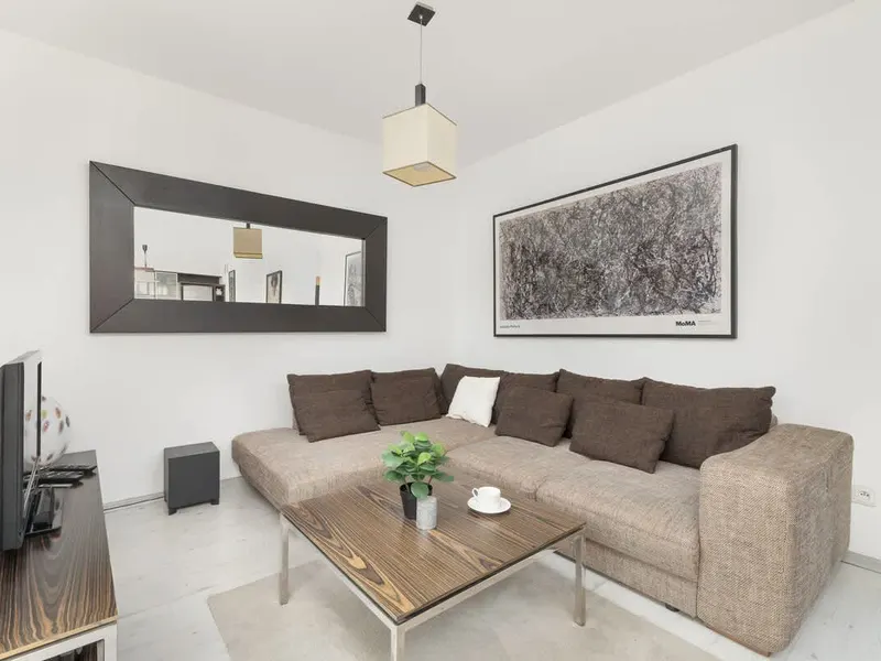 Przestronny Apartament dla 6 Osób | Parking | Miejsce do Pracy – zdjęcie 1