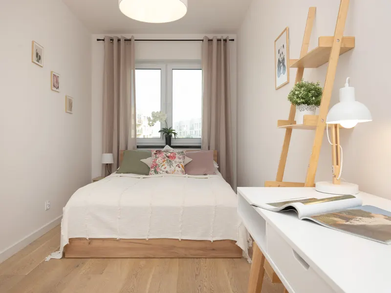 Stylish Apartment | Parking, Balcony, Workspace – photo 3