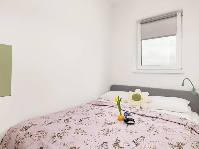 Komfortowy Apartament dla 4 Osób | Klimatyzacja i Parking – zdjęcie 2