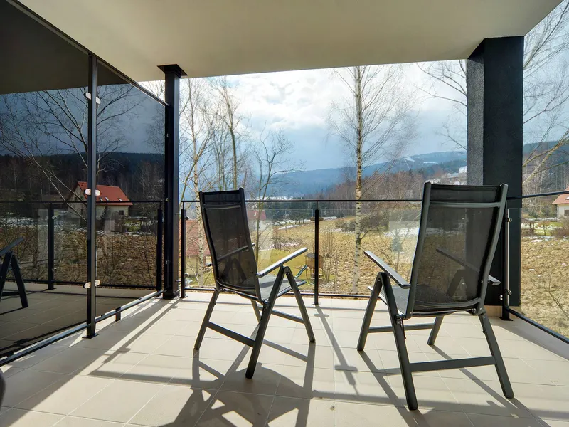 Komfortable Wohnung | Sauna und Balkon mit Bergblick – Foto 3