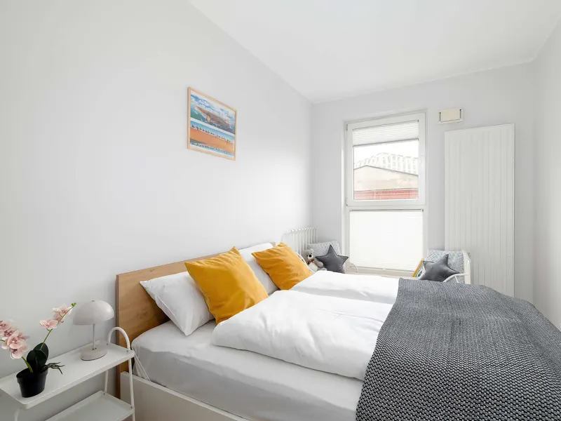 Przestronny Apartament w Poznaniu | Parking, Balkon, 2 Sypialnie – zdjęcie 2