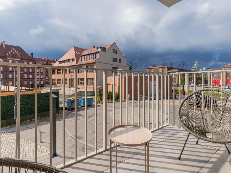 Elegant Apartment | Balcony and Roof View Terrace – photo 5