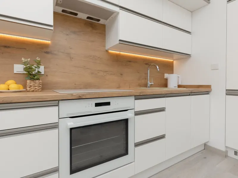 Modern Apartment with Balcony | Underground Garage – photo 4
