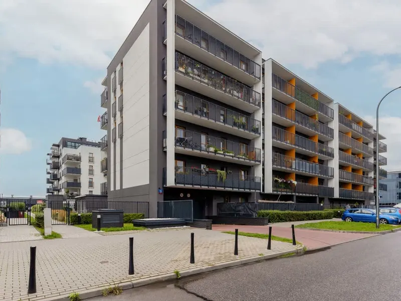 Modern Apartment with Balcony | Underground Garage – photo 5