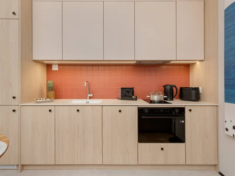 Modernes Apartment | Parkplatz, Balkon und Arbeitsraum – Foto 3