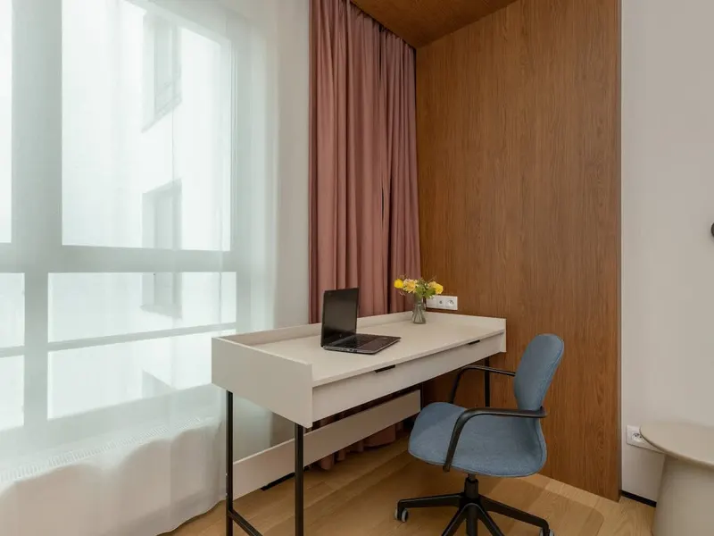 Modernes Apartment | Parkplatz, Balkon und Arbeitsraum – Foto 4