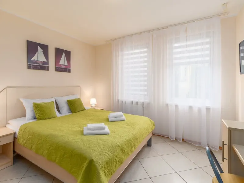 Stilvolles Appartement mit Balkon | Nähe Strand – Foto 1