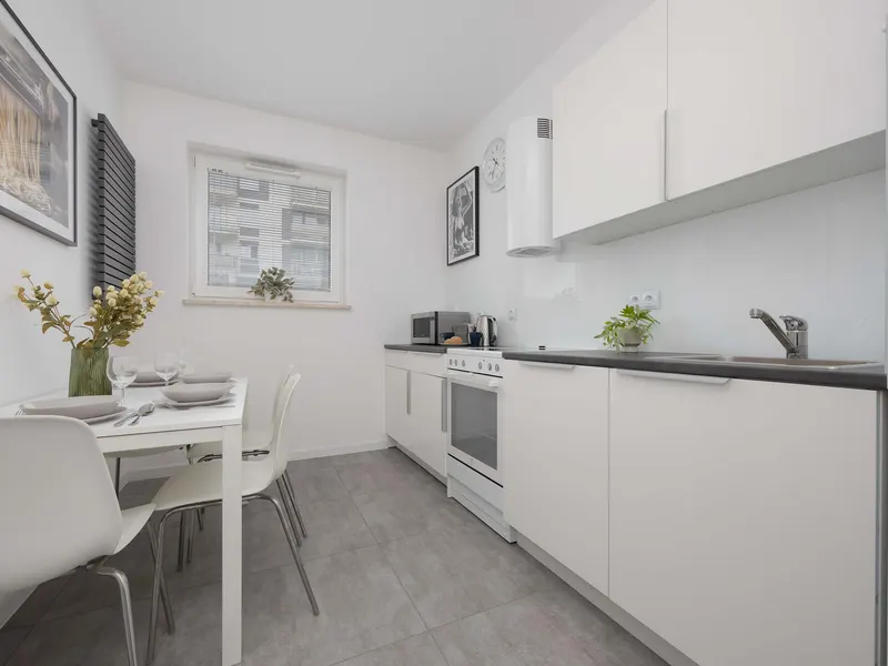 Stylish Apartment | Workspace and Parking – photo 3