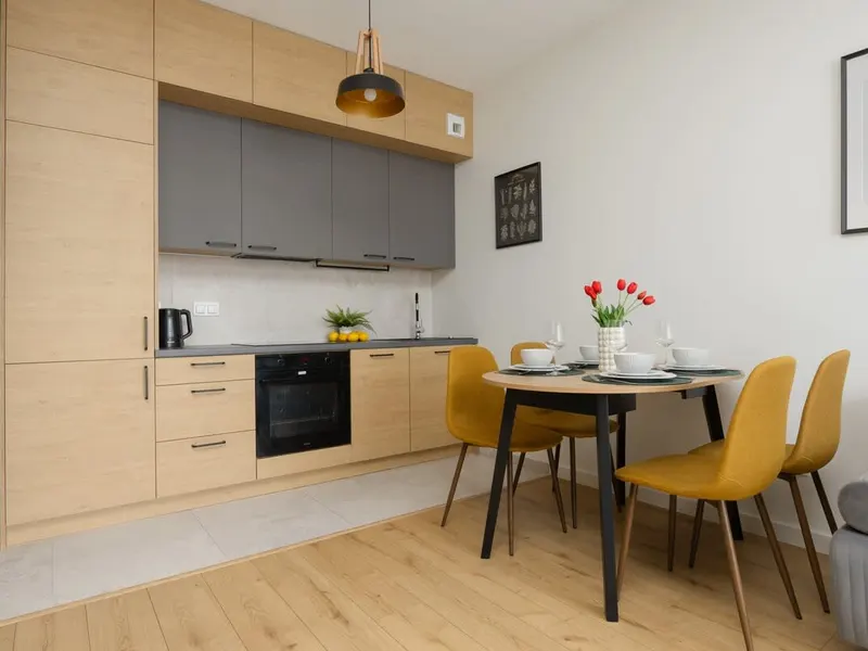 Wygodny Apartament na Mokotowie | Parking | Balkon | Blisko Lotniska – zdjęcie 4