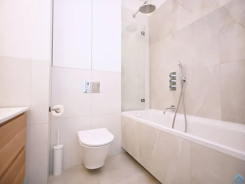 Bright Apartment in Gdansk | Private Parking and Balcony – photo 5