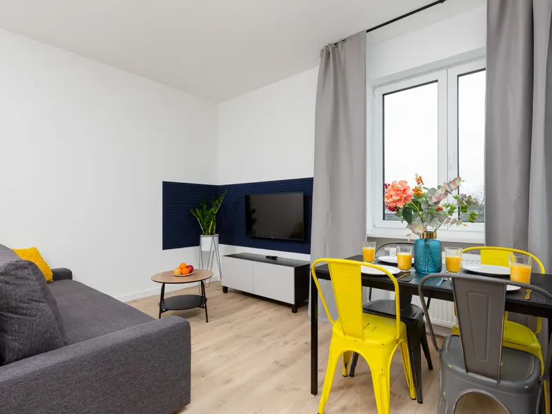 Comfortable Apartment in Zoliborz | Parking and Balcony – photo 2