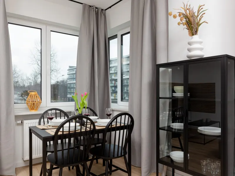 Spacious Apartment in Zoliborz | Parking and Balcony – photo 5
