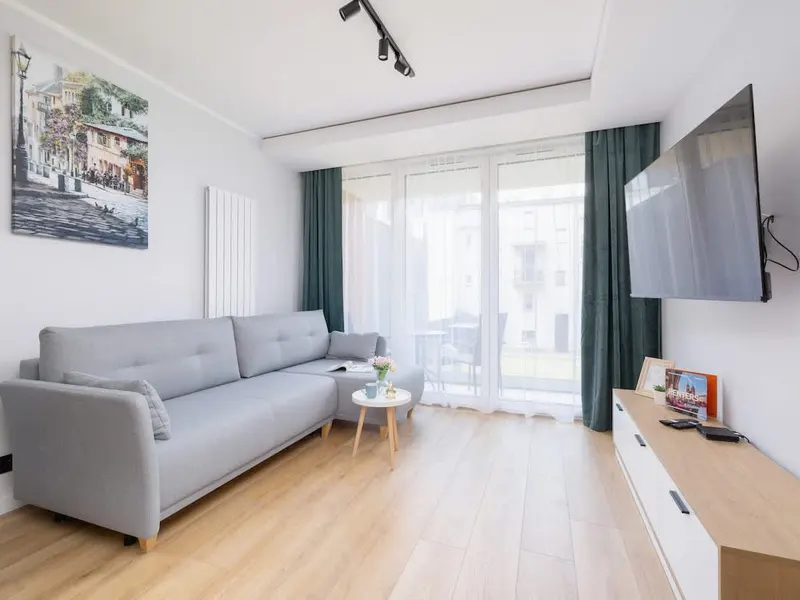 Stylowy Apartament | Balkon, Siłownia i Miejsce do Pracy – zdjęcie 1