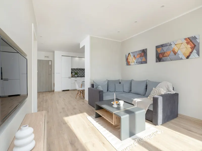 Stylowy Apartament z Balkonem | Obok Parku, blisko Plaży – zdjęcie 2