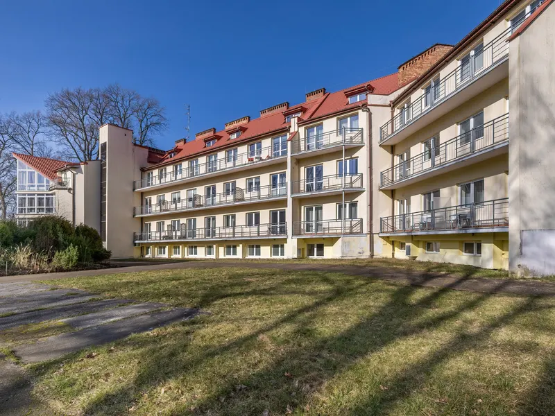 Stylowy Apartament z Balkonem | Obok Parku, blisko Plaży – zdjęcie 5