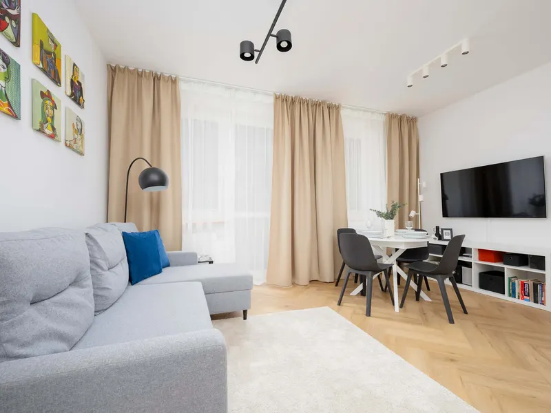 Spacious Apartment | Private Parking and Balcony – photo 5