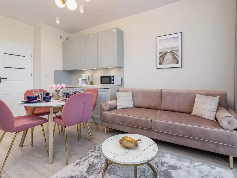 Stylowy Apartament z Dwoma Sypialniami | Dwa Balkony i Siłownia – zdjęcie 1