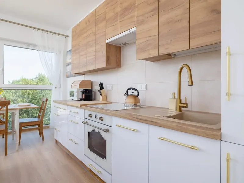Helles Apartment mit Balkon | Seeblick, Fahrräder – Foto 4