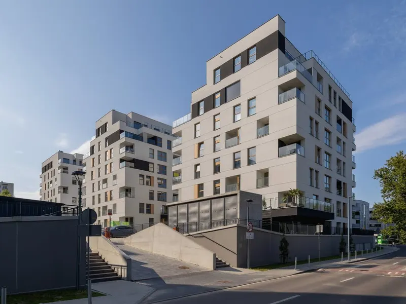 Helles Apartment mit Balkon | Seeblick, Fahrräder – Foto 5