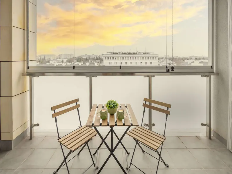 Geräumige Wohnung | Parkplatz, Klimaanlage, Nähe Metro – Foto 5