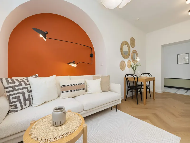 Jasny Apartament | Miejsce do Pracy | Blisko Łazienek Królewskich – zdjęcie 1