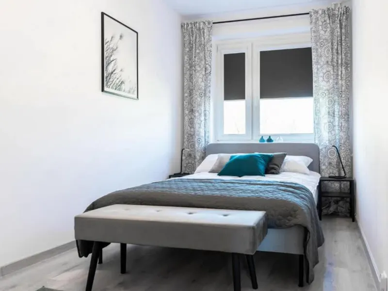 Geräumiges Apartment | Balkon und Arbeitsbereich – Foto 2