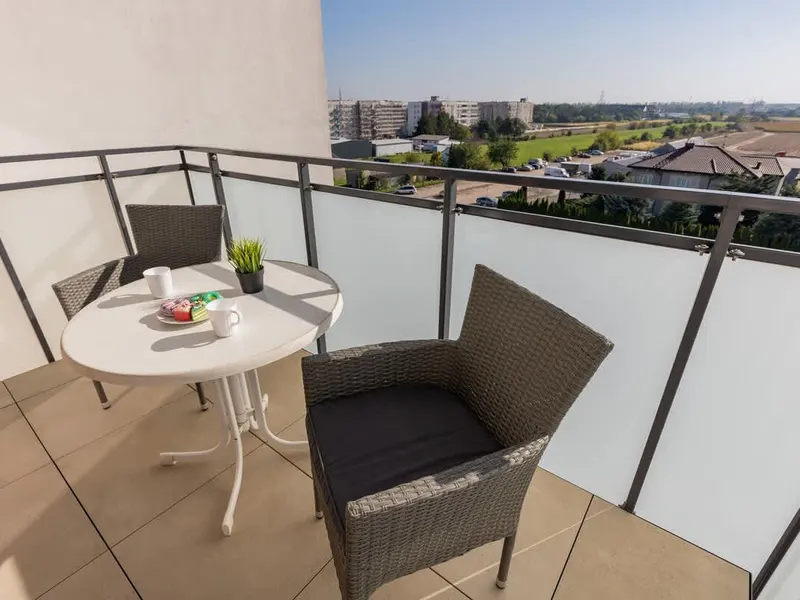 Cozy Studio with a Balcony | Quiet neighborhood | Warsaw – photo 3