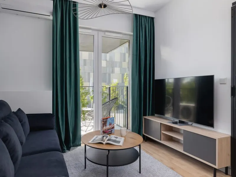 Stylish Apartment | Parking, Balcony, close to the Station – photo 4