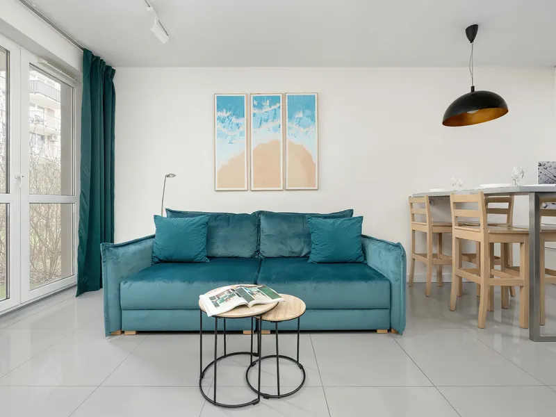 Stilvolles Apartment mit Terrasse | Bad | Kostenloses Parken – Foto 1