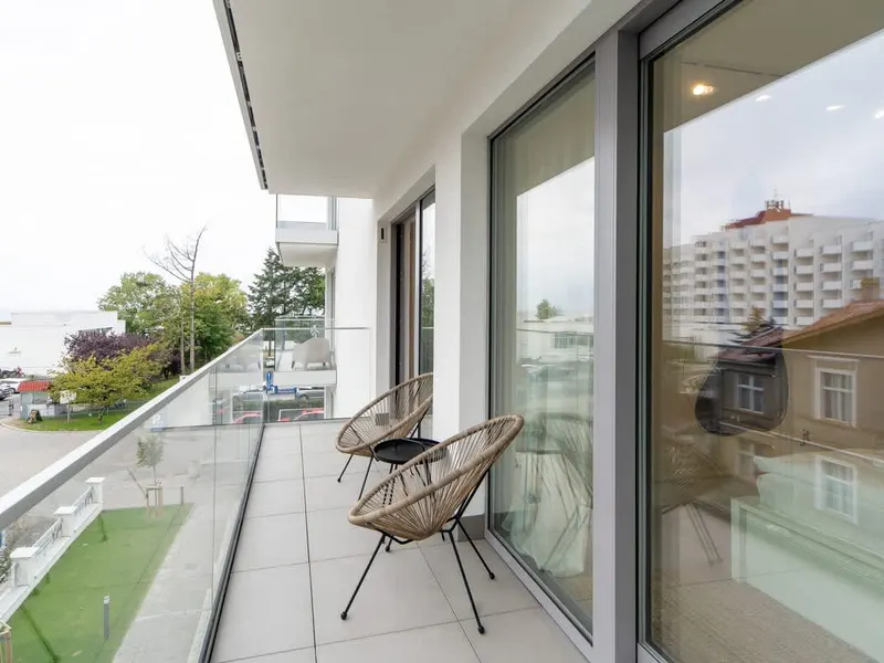 Modern Apartment with Balcony | Close to the Beach – photo 5