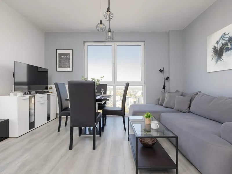 Apartment with City Panorama | View from the 17th Floor, Parking – photo 1