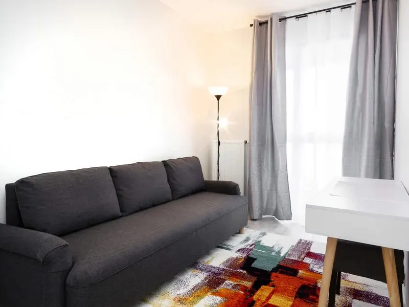 Apartment with a View | Parking | Two Balconies | Workspace. – photo 3