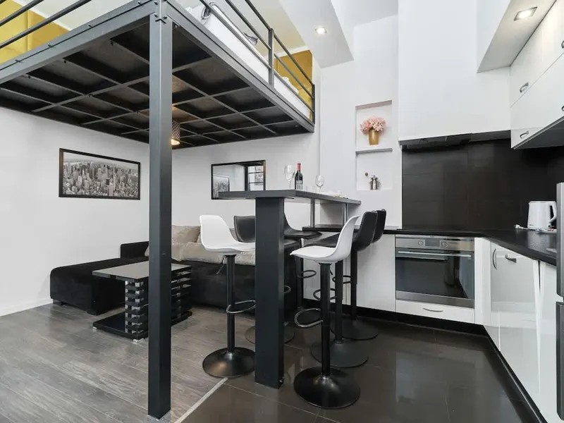 Przestronny Apartament z Antresolą | Blisko Rynku – zdjęcie 5