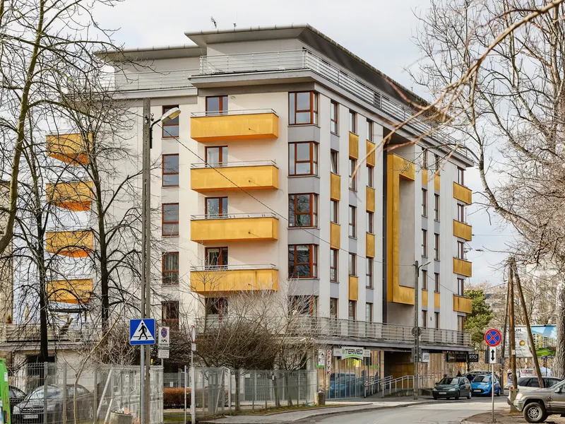 Stilvolle Wohnung | 2 Schlafzimmer, Balkon und Parkplatz – Foto 4