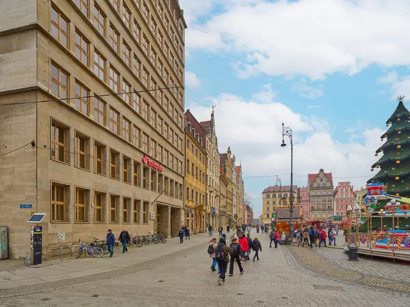 Jasny Apartament w Rynku | Przyjazny Zwierzętom i Miejsce do Pracy – zdjęcie 3