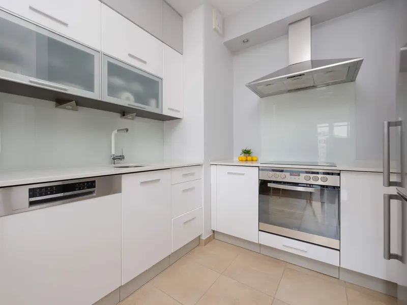 Nowoczesny Apartament | Parking, Balkon i Klimatyzacja – zdjęcie 4