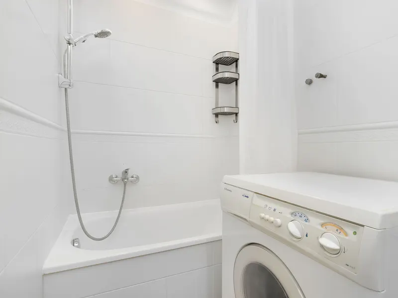 Comfortable Apartment | Close to Old Town and Place to Work – photo 4