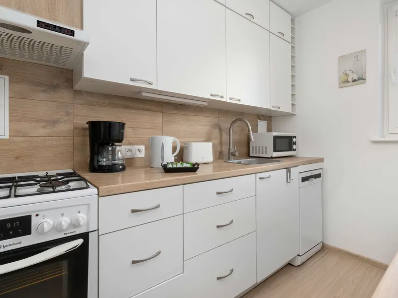 Comfortable Apartment | Close to Old Town and Place to Work – photo 3