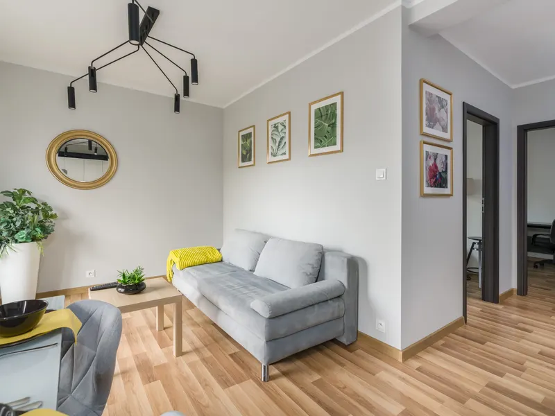 Modern Apartment | 2 Bedrooms, Parking, Close to MTP – photo 1