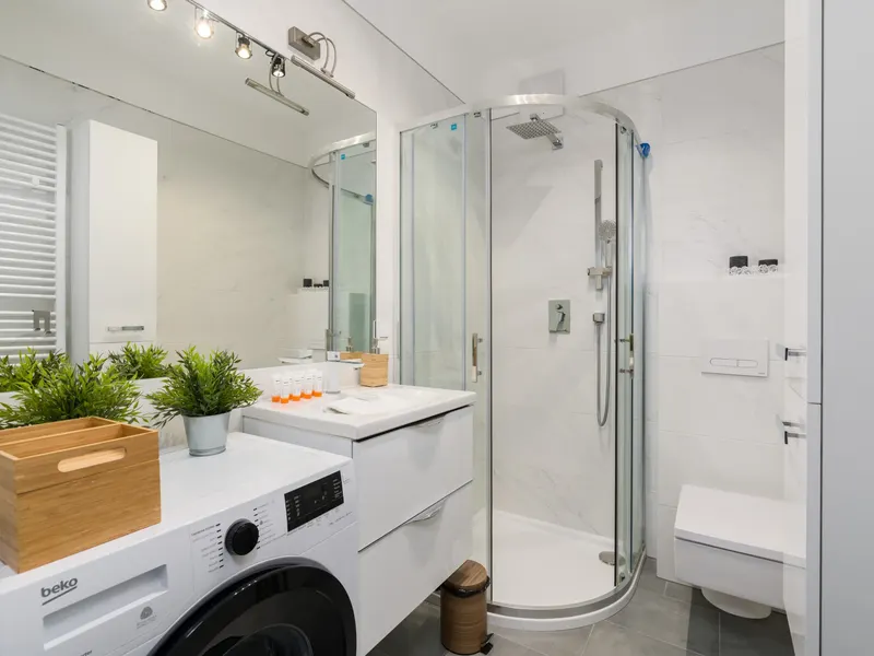 Stilvolles Appartement mit Balkon | Parkplatz | In der Nähe von MTP – Foto 5