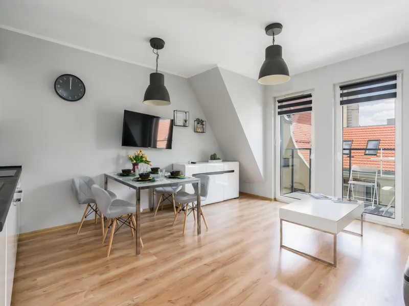Stilvolles Appartement mit Balkon | Parkplatz | In der Nähe von MTP – Foto 3