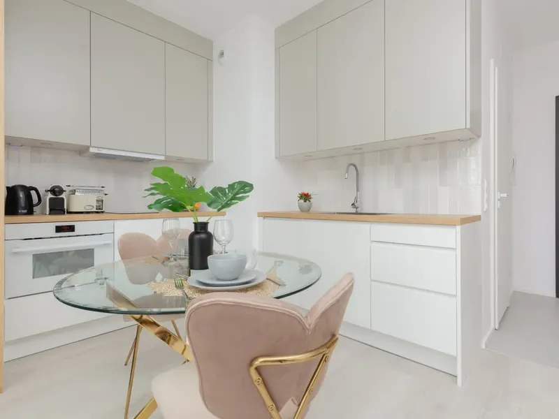 Komfortables Studio in Praga | Parkplatz in Garage | Balkon – Foto 4