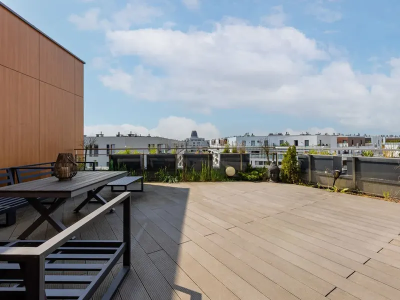 Elegant Apartment with a Large Terrace Two Parking Spaces Remote Working – photo 4